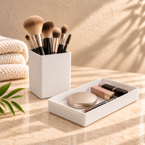 MAKEUP B&Oslash;RSTER & OPBEVARING