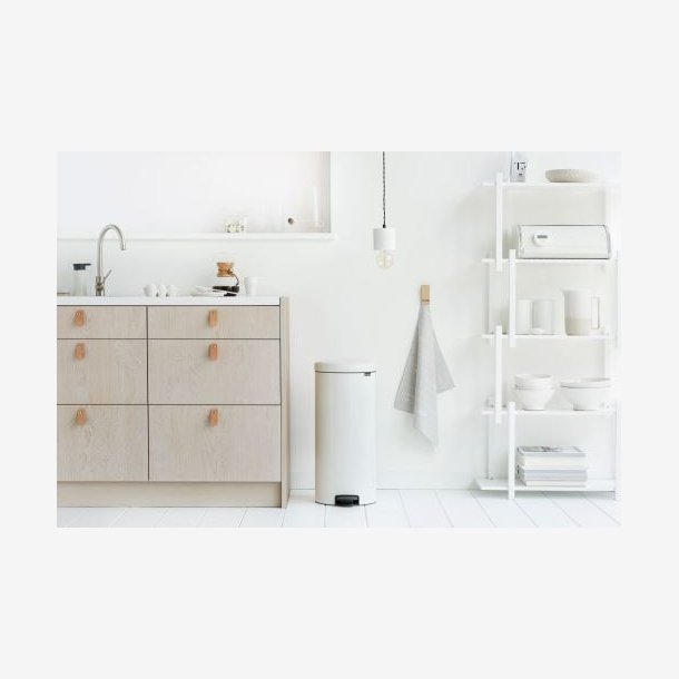 Brabantia Pedalspand newIcon 30 Liter Inderspand I Metal - Hvid 114748