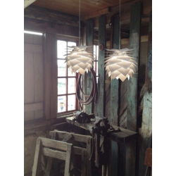 DYBERG-LARSEN PineApple Pendel Small  35 cm - Hvid