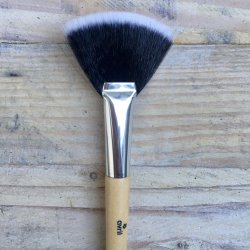 Avril - Eventail Fan Brste med Bambusskaft og Gedehr