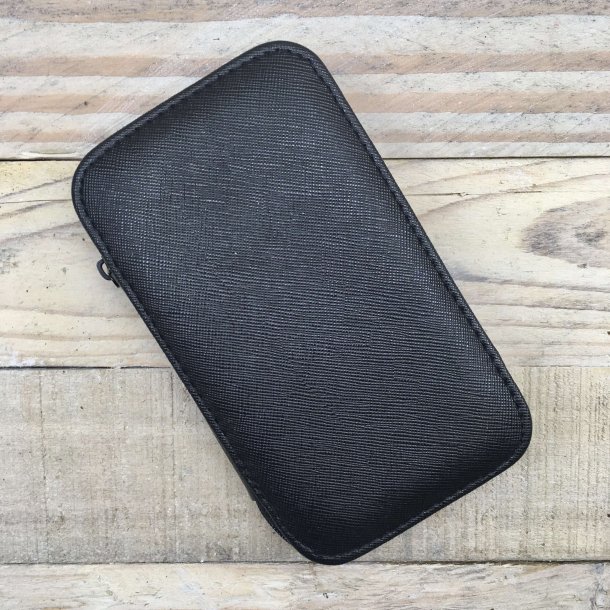 JCH Respect - Neglest med Etui