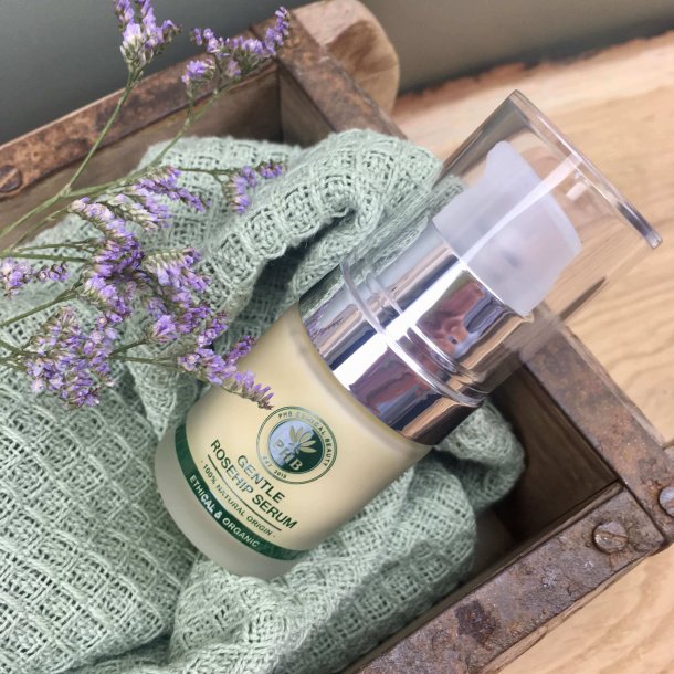 PHB Ethical Beauty - kologisk Ansigtsserum med Hybenkerne og Avocado (20 ml)