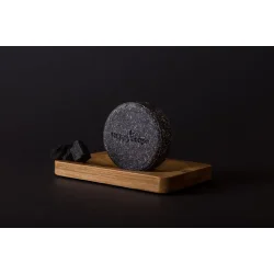 HappySoaps - Charming Charcoal &amp; Sweet Sandal (70 g)
