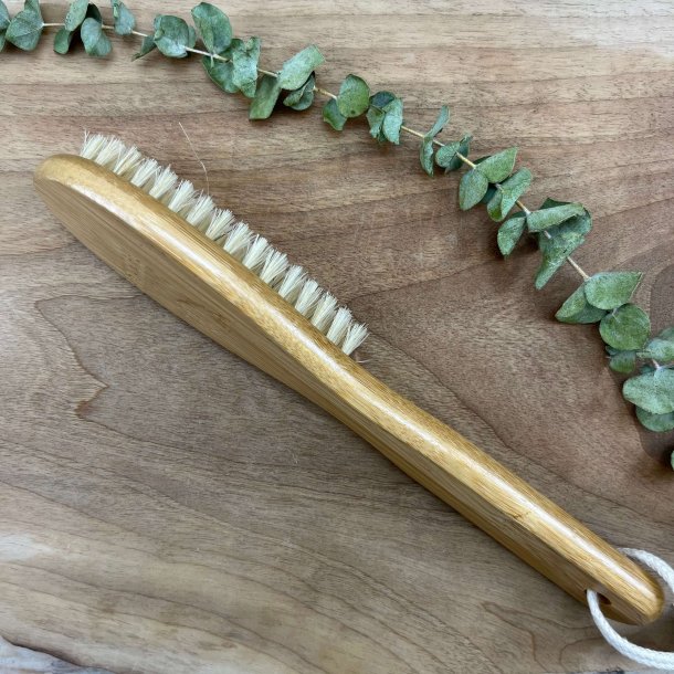 Skgbrste i Bambus med lang skaft