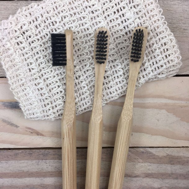 JCH Respect - Tandbrster med Aktiv Kul i 100% Bambus (3 pak)