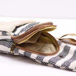 Body Cross Taske Natural Cotton - Sort &amp; Hvid