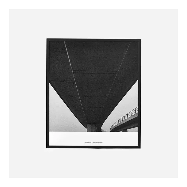 House Doctor - Anders Hvenegaard Place 03, Sort Fototryk, 32 x 37 cm