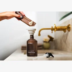[RE&middot;ESSENCE] Tragt Til Pulver Refill