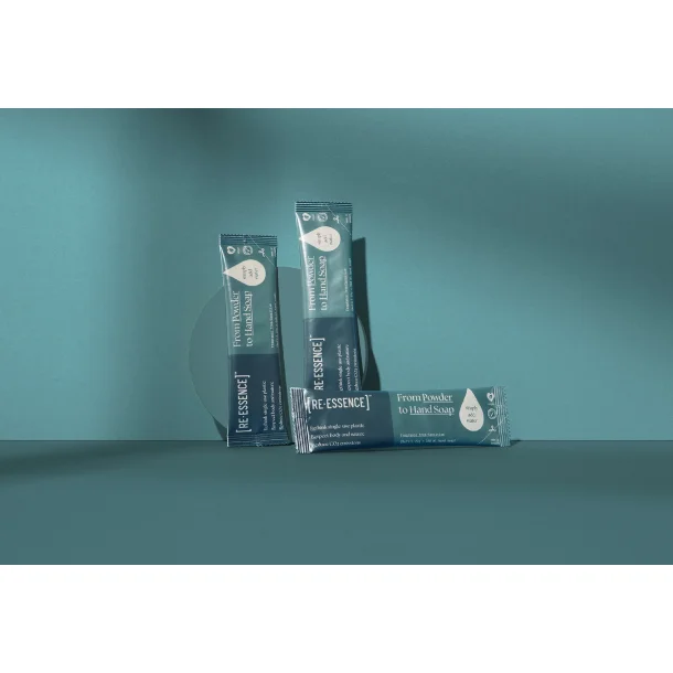 [RE&middot;ESSENCE] Refillst Med 3 Breve Sensitive / Parfumefri