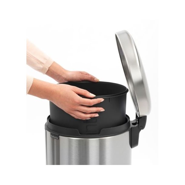 Brabantia Pedalspand newIcon 20 Liter Mat Stl Fingerprint Proof