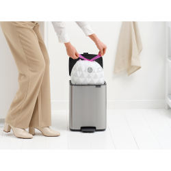 Brabantia Bo pedalspand 12 ltr. - Matt Steel Fingerprint Proof