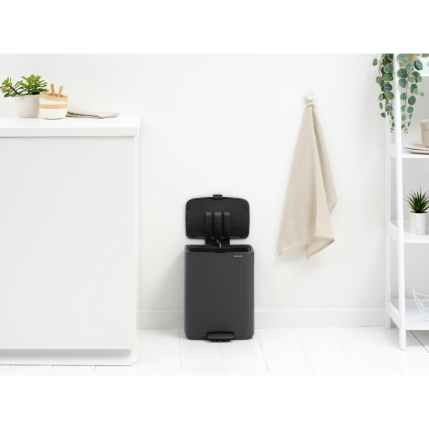 Brabantia Bo pedalspand 12 ltr. - Mineral Infinite Grey