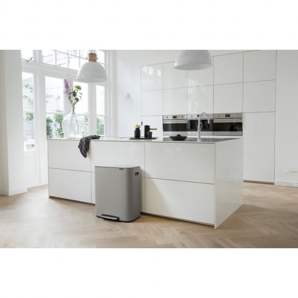 Brabantia Bo pedalspand m/2 inderspande a 30 ltr.  - Mineral Concrete Grey