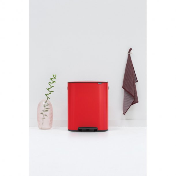 Brabantia Bo pedalspand m/2 inderspande a 30 ltr.  - Passion Red