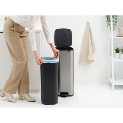 Brabantia Bo pedalspand 30 ltr. - Matt Steel Fingerprint Proof