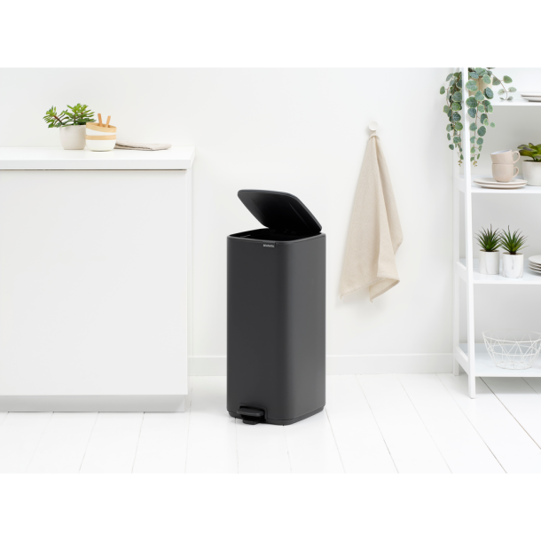 Brabantia Bo pedalspand 30 ltr. - Mineral Infinite Grey