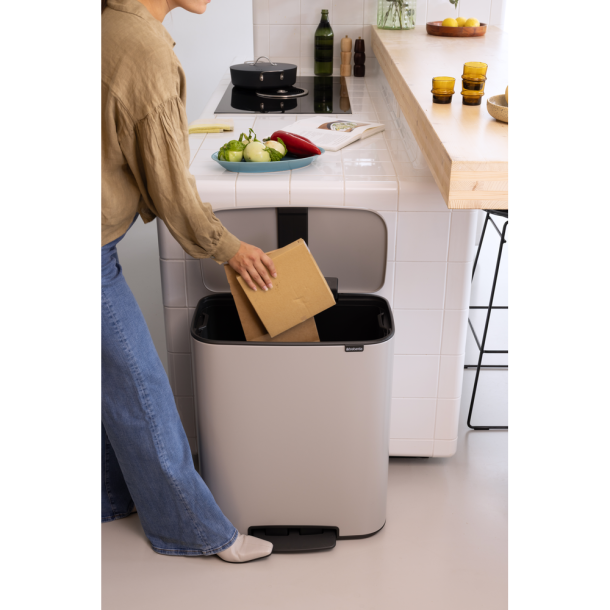 Brabantia Bo Pedalspand m/1 inderspand 60 liter  - Soft Grey