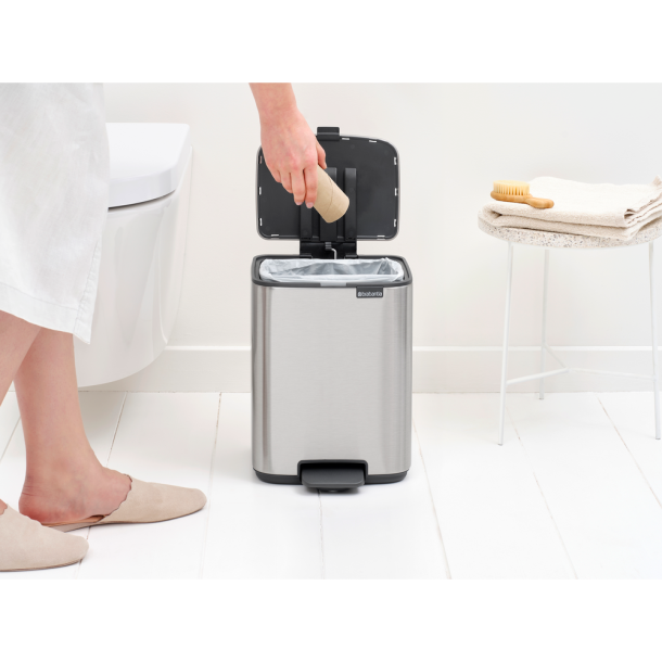 Brabantia Bo pedalspand 7 ltr. - Matt Steel Fingerprint Proof