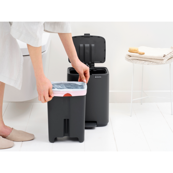 Brabantia Bo pedalspand 7 ltr. - Mineral Infinite Grey