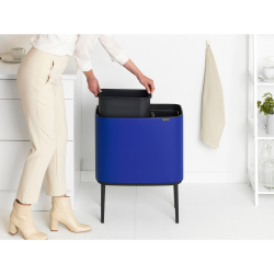 Brabantia Bo Touch Bin 11 + 23 liter - Mineral Powerful Blue