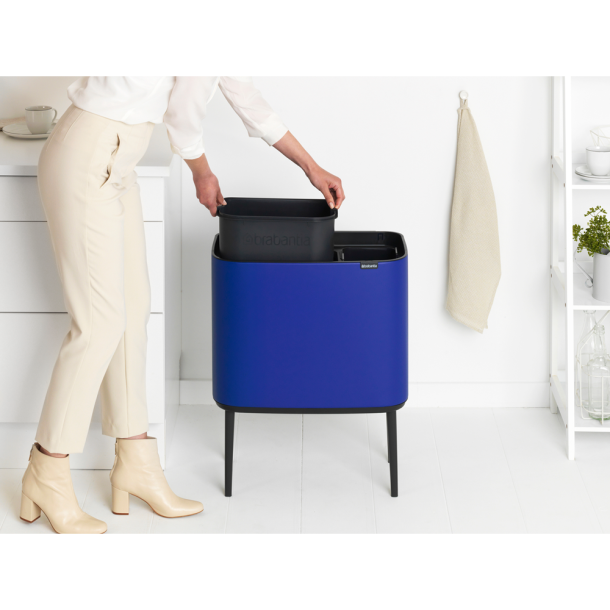 Brabantia Bo Touch Bin 11 + 23 liter - Mineral Powerful Blue