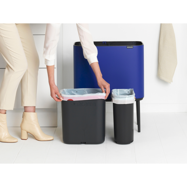 Brabantia Bo Touch Bin 11 + 23 liter - Mineral Powerful Blue