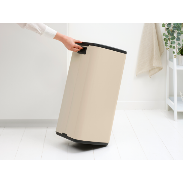 Brabantia Bo Touch bin 30 ltr. - Soft Beige