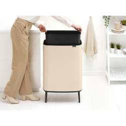 Brabantia Touch Bin High 60 Liter - Soft Beige