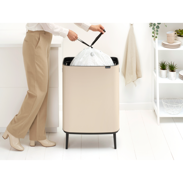 Brabantia Touch Bin High 60 Liter - Soft Beige