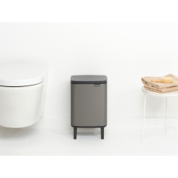 Brabantia Bo Affaldsspand Hi 7 Liter - Platinum