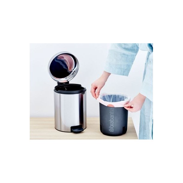 Brabantia Pedalspand newIcon 5 Liter Mat Stl Fingerprint Proof