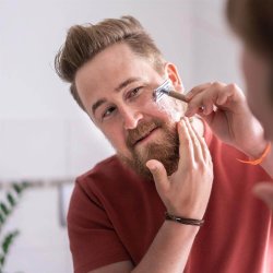 Chinchilla - Safety Razor i Oliventr med 10 Barberblade