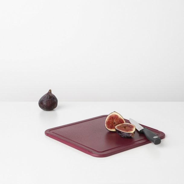 Brabantia Cutting Board - Medium - Eggplant red