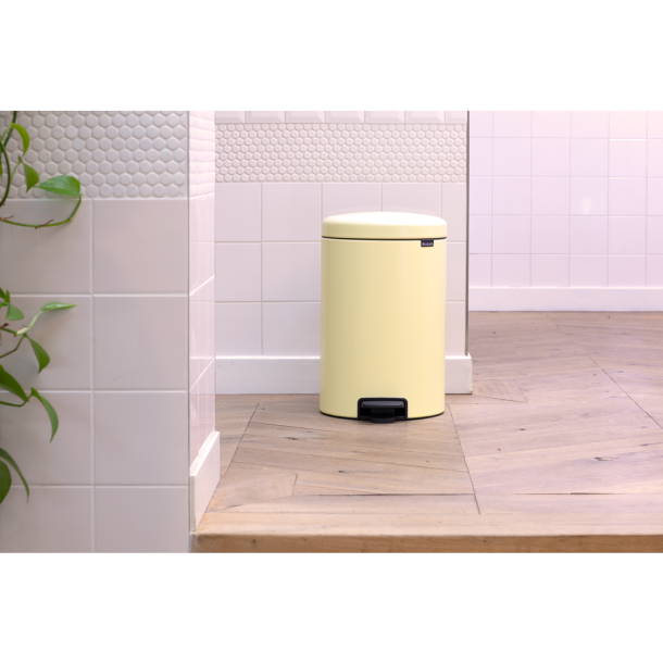Brabantia NewIcon Pedalspand 20 liter - Mellow Yellow