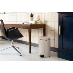 Brabantia Pedalspand newIcon 20 Liter  - Soft Beige