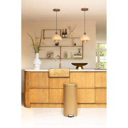 Brabantia NewIcon pedalspand 30 liter, m/plast inderspand - Warm Brass