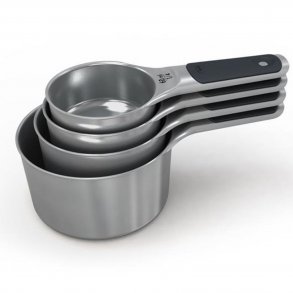 OXO 4 pc Ss Measuring Cups - Magnetic Snaps- Intl