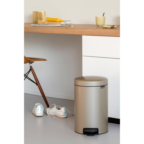 Brabantia Pedalspand Newicon 12 Liter - Champagne