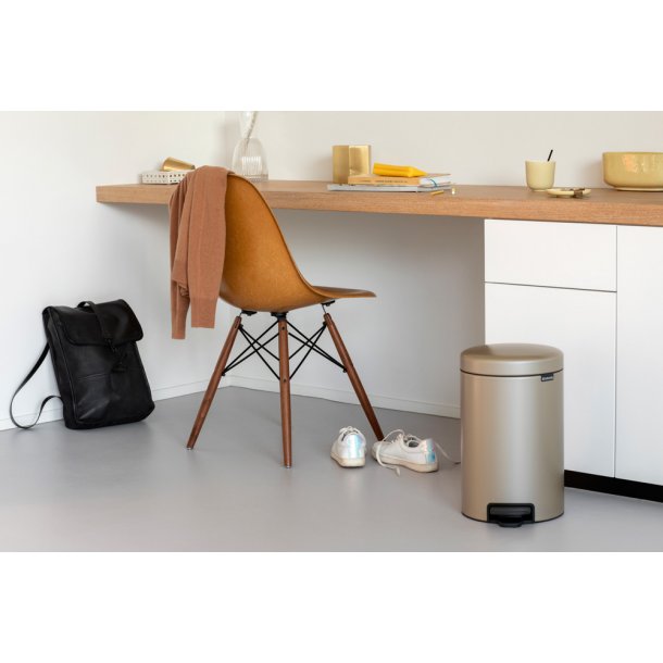 Brabantia Pedalspand Newicon 12 Liter - Champagne
