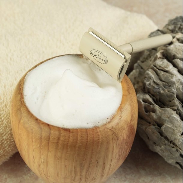 UpCircle - Safety Razor + 2 Blade