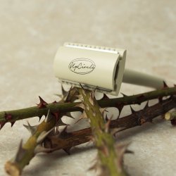 UpCircle - Safety Razor + 2 Blade