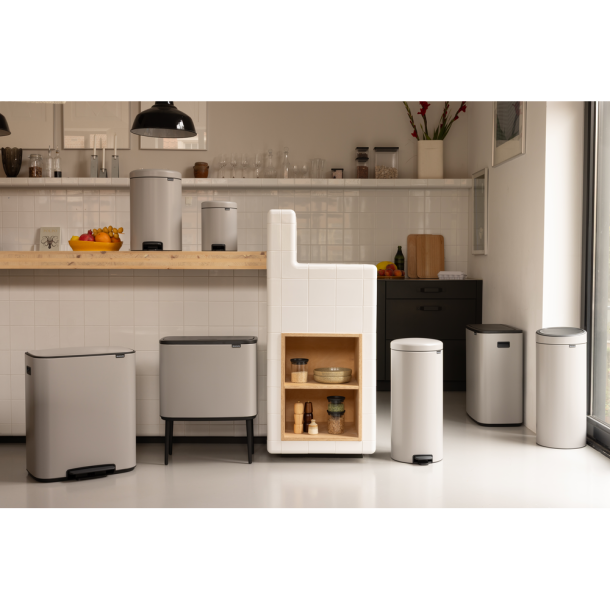 Brabantia Touch bin 30 liter - Soft Beige