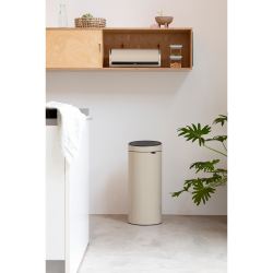 Brabantia Touch bin 30 liter - Soft Beige
