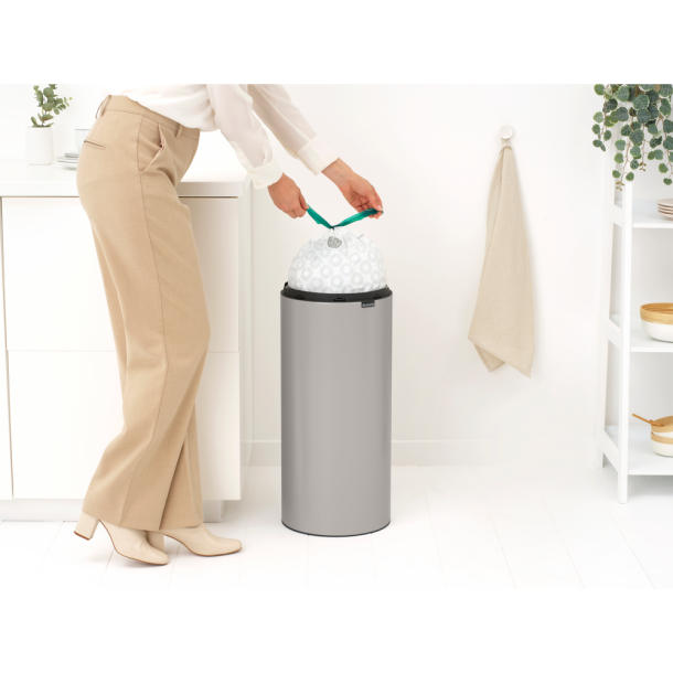 Brabantia Touch bin 30 liter - Soft Beige