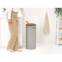 Brabantia Touch bin 30 liter - Soft Grey