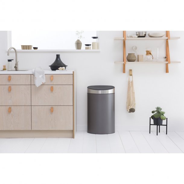Brabantia Touch Bin 40 Liter Platinum - 114885