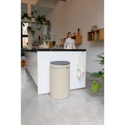 Brabantia Touch bin 40 liter - Soft Beige