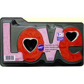Wilton Bageform Love