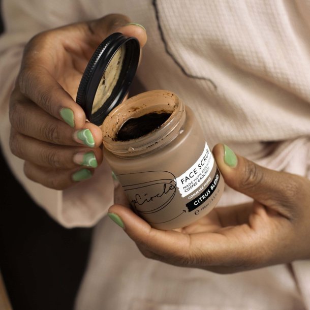 UpCircle - Face Scrub Coffee &amp; Citrus Blend (30 ml)